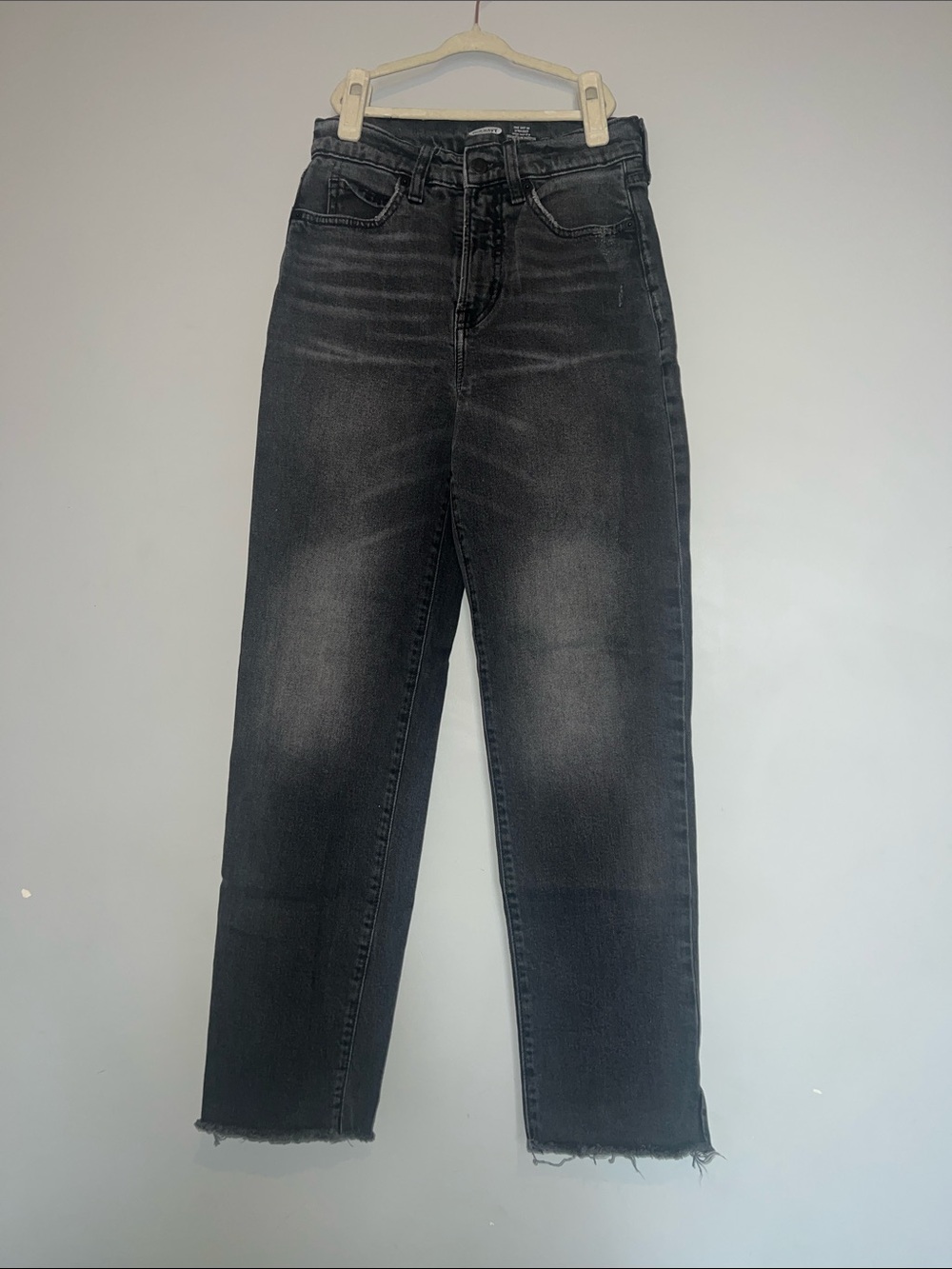 Old Navy Women's High-Rise Straight Black Wash Jeans